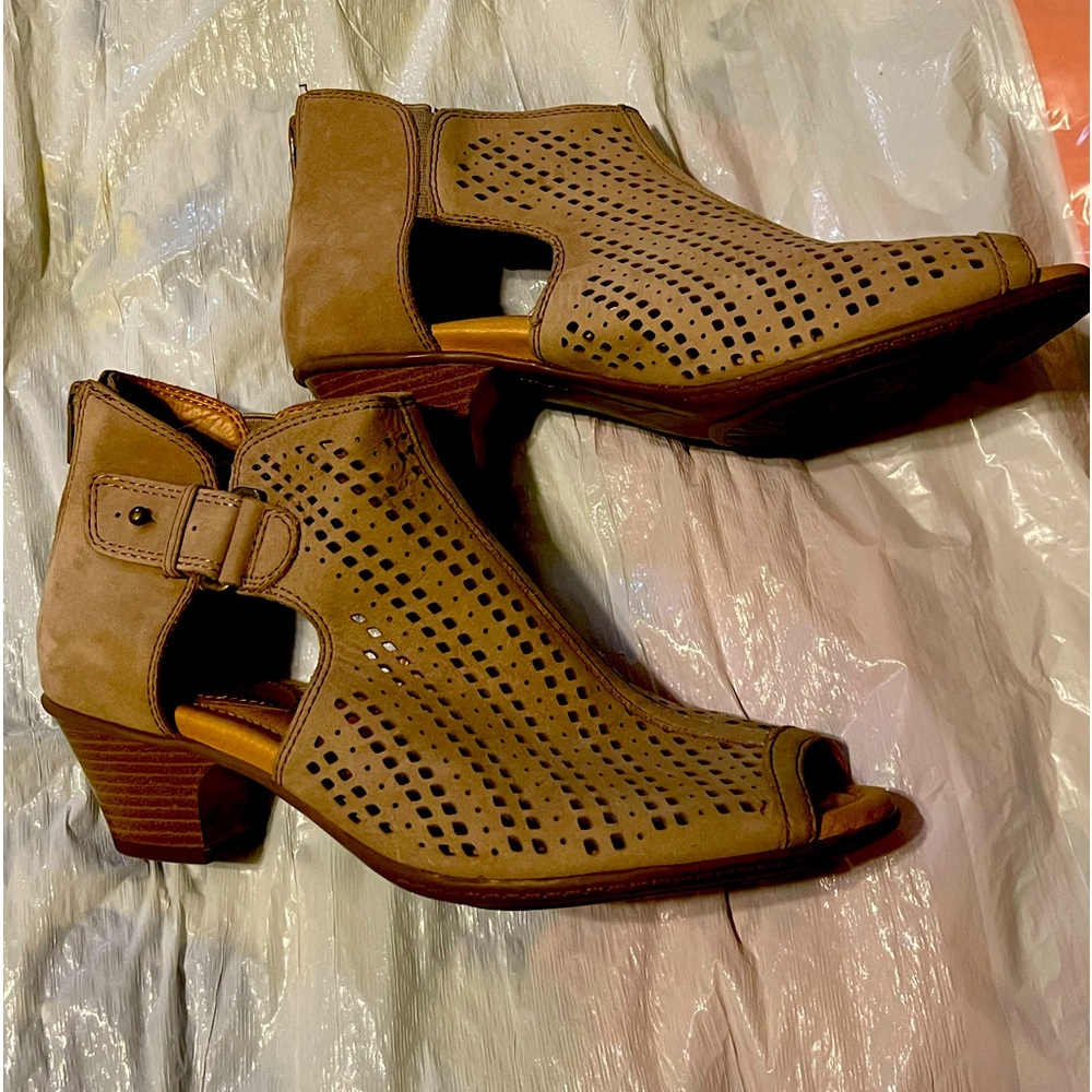 Earth leather cutout sandals from HSN.